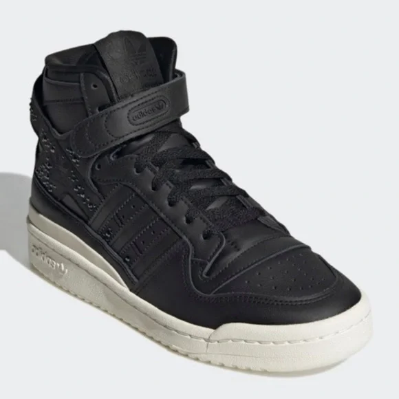 Black sparkly sale adidas shoes